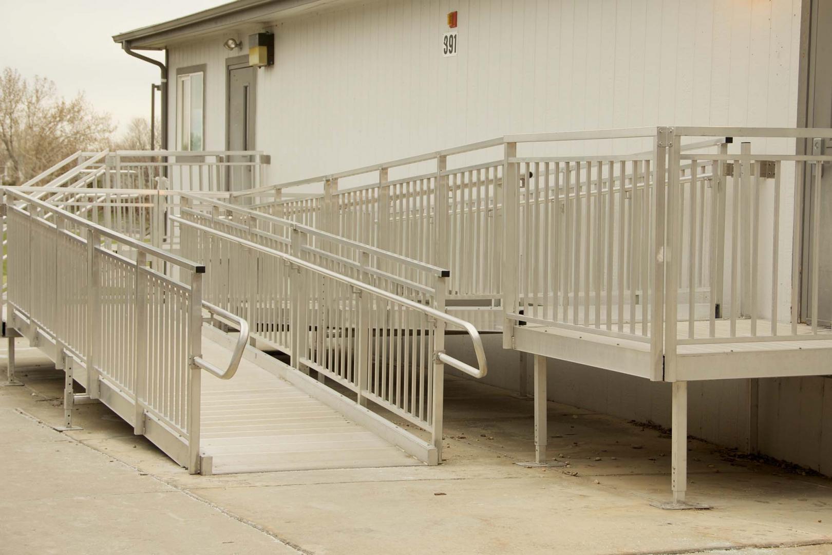 Installation de rampe en aluminium Terrebonne